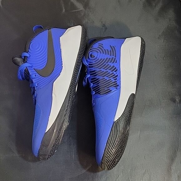 BRAND NEW NIKE TEAMHUSTEL ROUND TOE LACE-UP CLOSURE GENUINE LEATHER SNEAKER - Picture 12 of 16